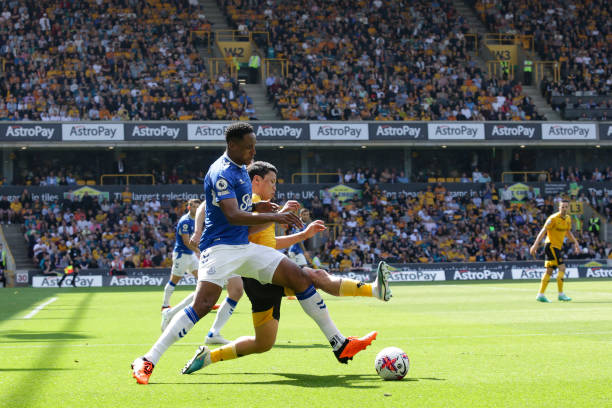 球新星布云 球新星布云